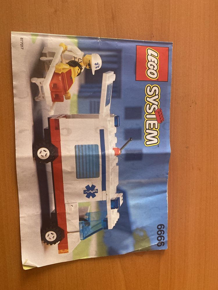 Lego 6666 Ambulance