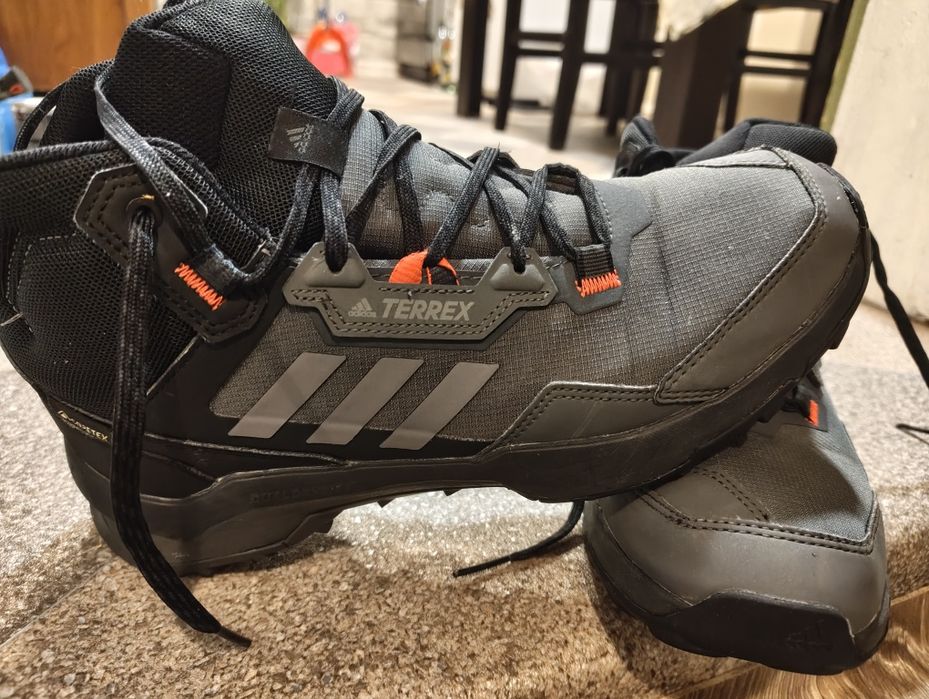 Зимни обувки Адидас TEEREX