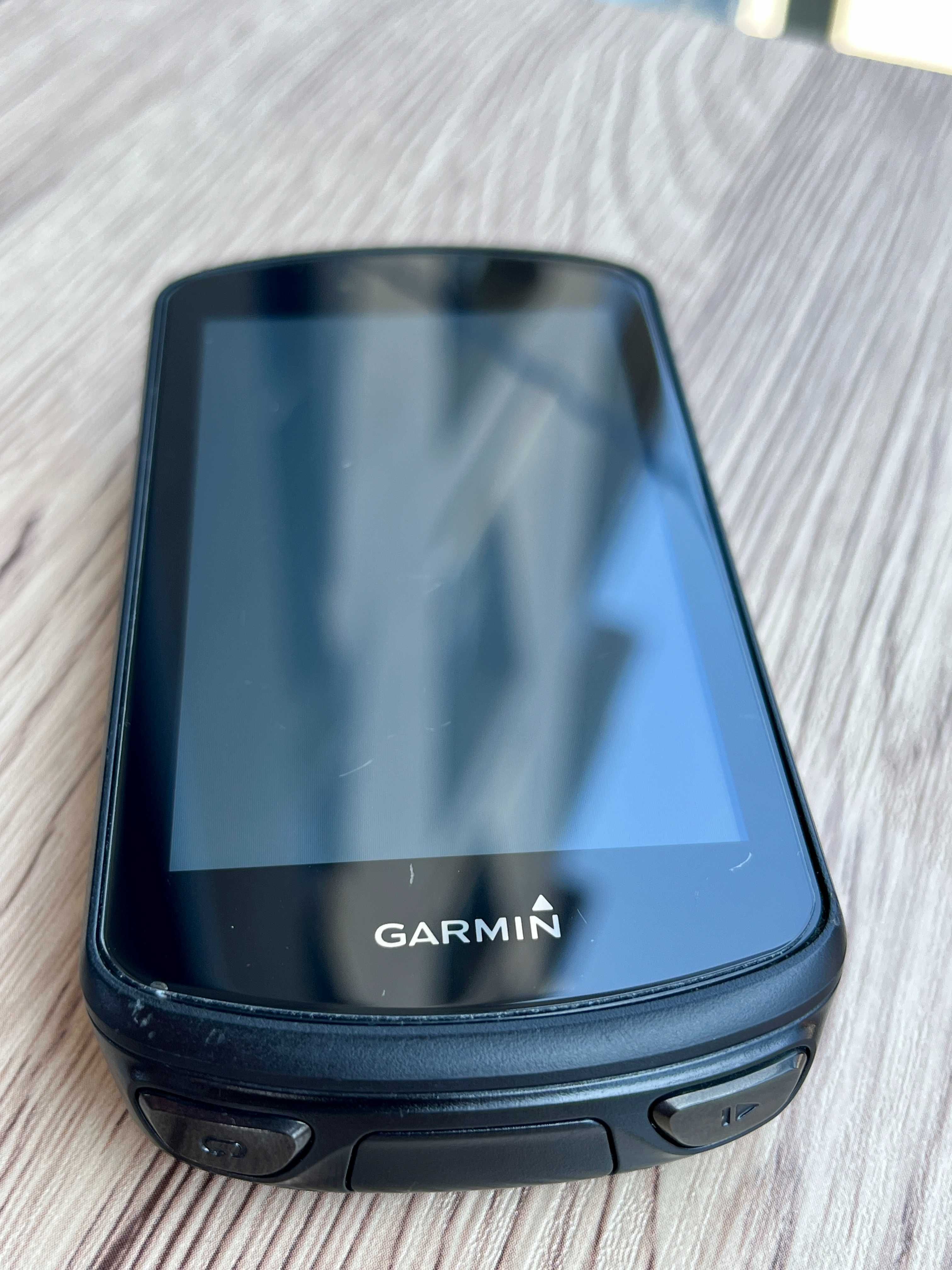 Garmin Edge 1030 Plus сензори за каданс и скорост