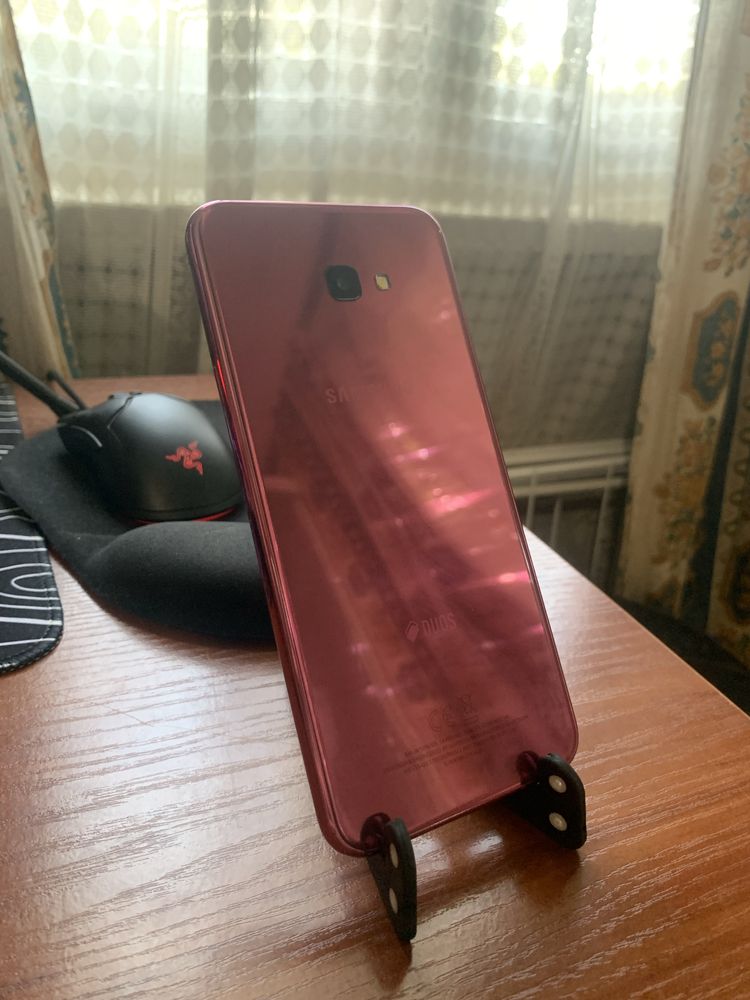 Samsung galaxy j4+