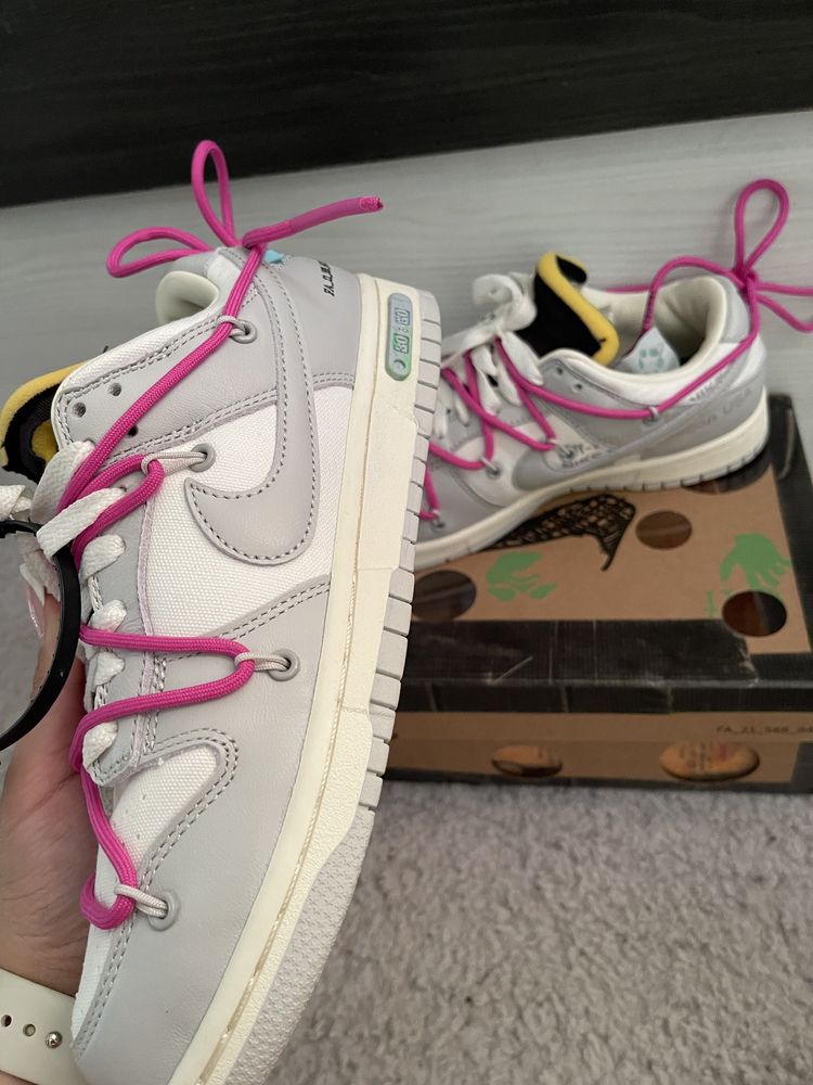 Nike X Off-White (Dunk Low “Lot 30)