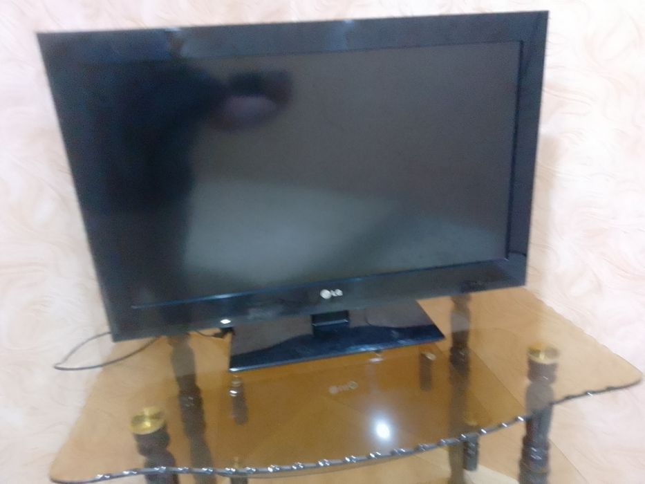 Продам Телевизор LG