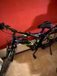 Vând bicicleta yamaha electrică, abea adusă din Germania nefolosită