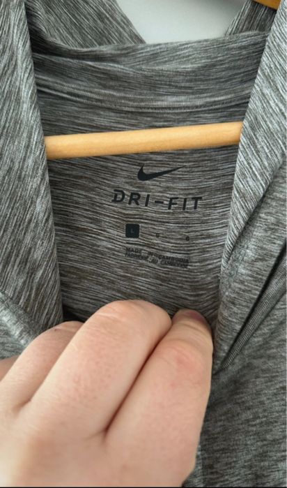 44 Hoodie subtire alergare Nike DriFit