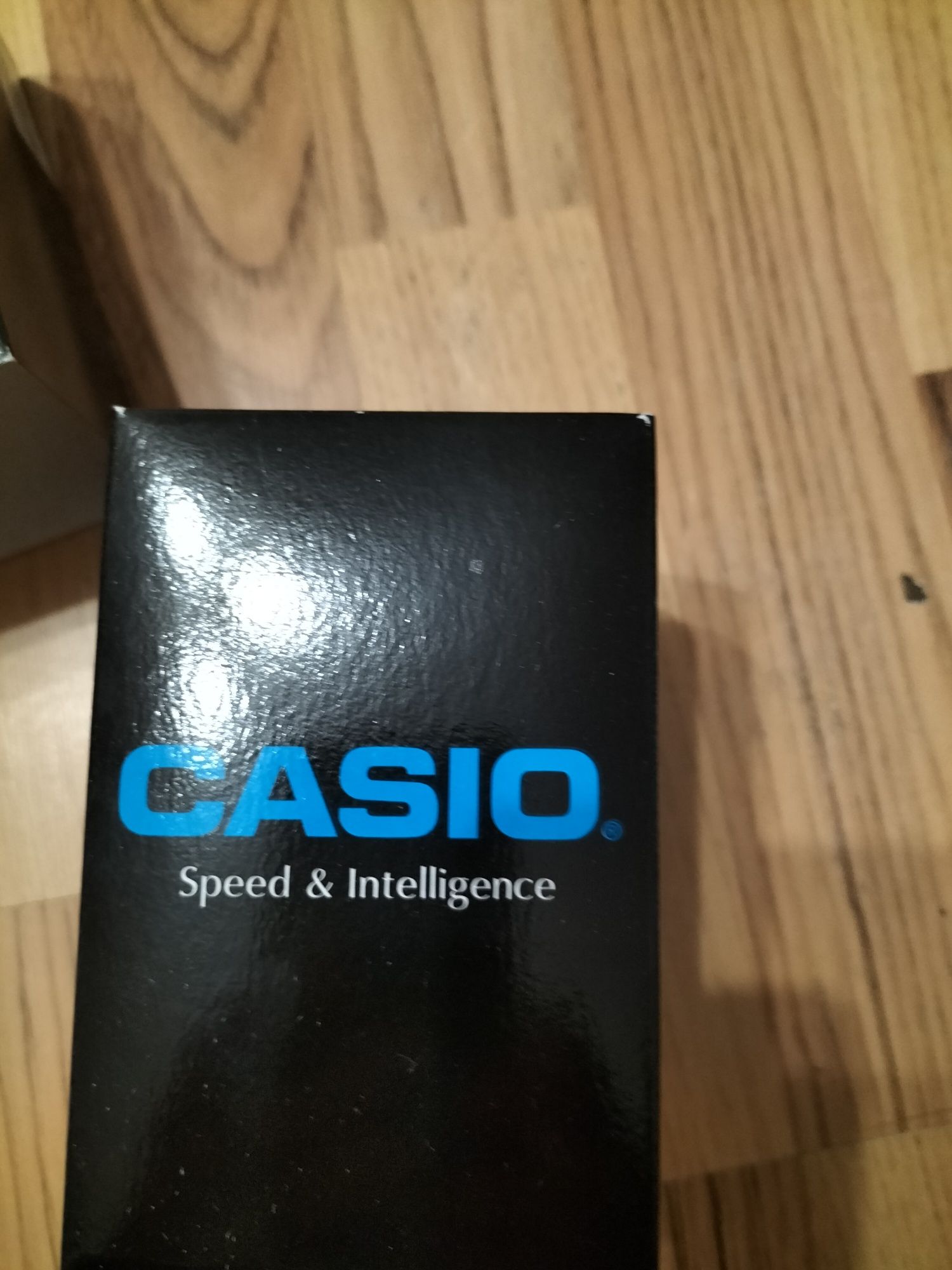 Vând ceas Casio nou