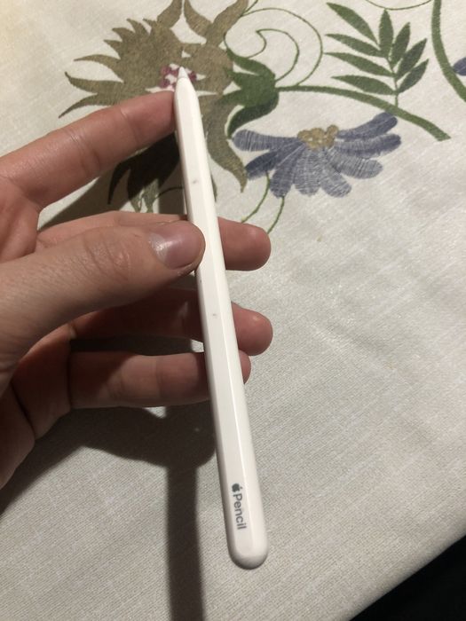 продам apple pencil