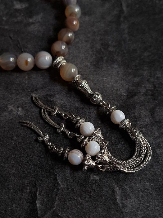 Премиальные чётки(тасбих) ручной работы из белого агата — 33 бусины