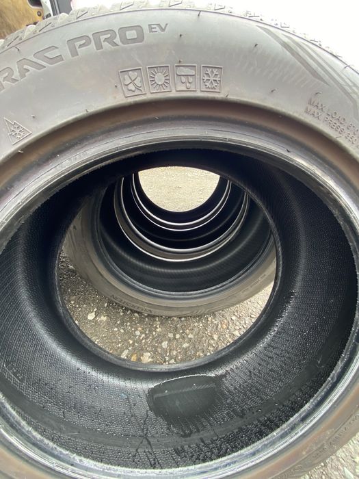 225/45/17/Vredestein quartrac pro ev