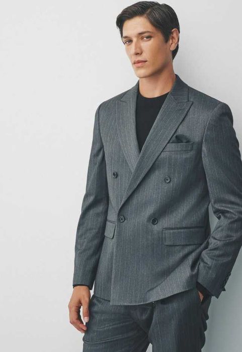 Costum de lux double breasted Lawrence Grey NOU linen 100% gri dungi