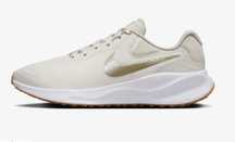 Дамски маратонки Nike Revolution 7