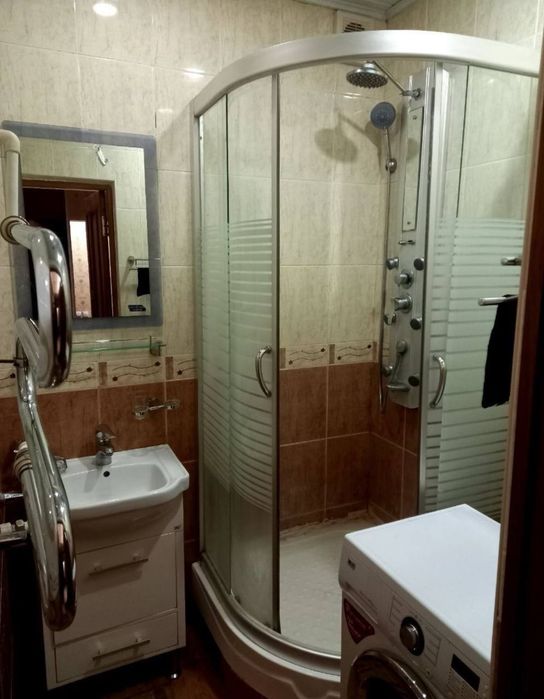 Срочно Продаётся Ц2 2/7/9 с мебелью техникой ремонт хороший !