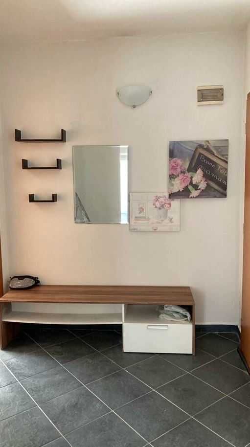 Дава се под наем Тристаен апартамент в Бургас, Сарафово - 100 кв.м за 242.25 € - Снимка #3