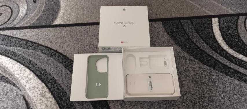 Huawei Pura 70 Ultra 512 GB ROM 16 GB RAM