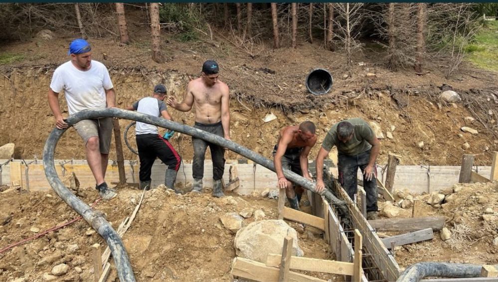 Cabane tip A frame, Pe structura din lemn la cheie,Acept varinate auto