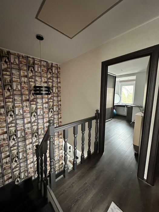 Inchiriez casa  cu 3 dormitoare in cartierul uniri