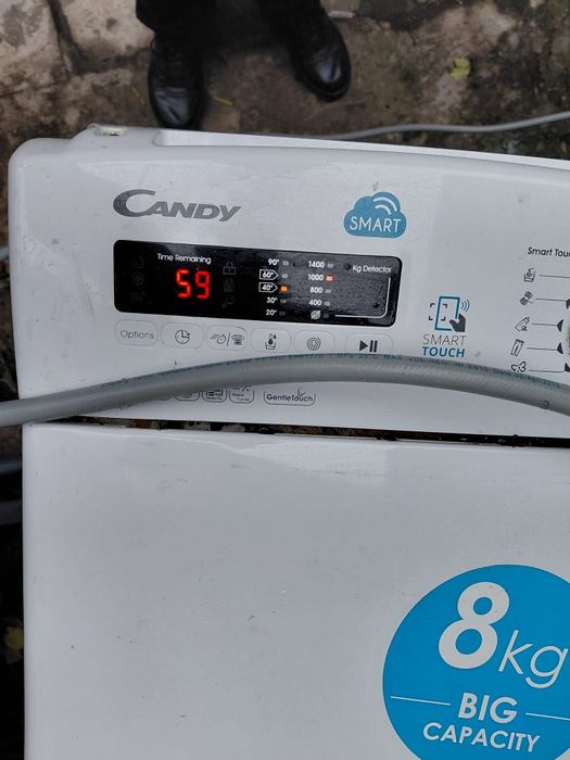 Vand sau Caut meserias repparatii masini de spalat Candy