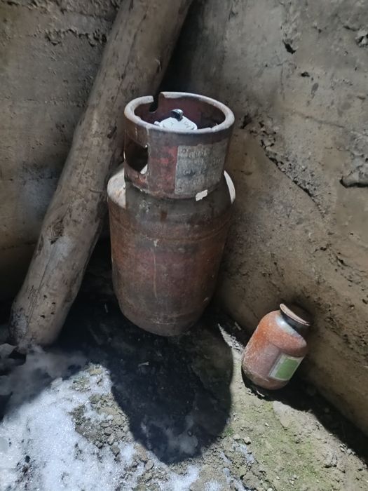 Газ балон  редуктормен сатылады.  Сатылатын Камен Печь