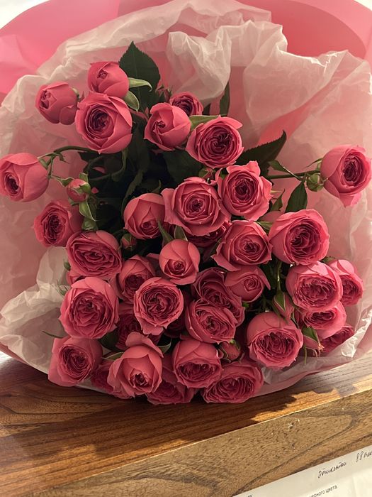 букет кустовых роз