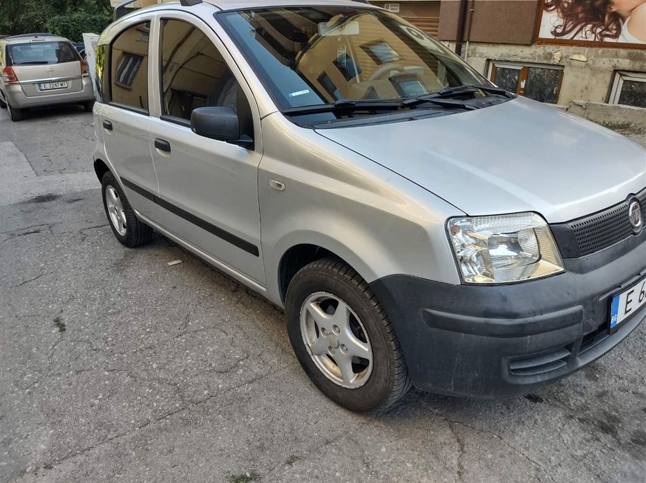 Продавам Fiat panda 1.1i