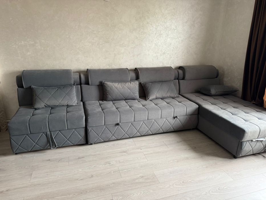 Продам диван в гостинную