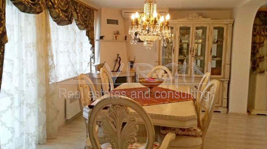 Продава се Къща в Варна, м-т Траката - 550 кв.м за 1800 €/кв.м - Снимка #10