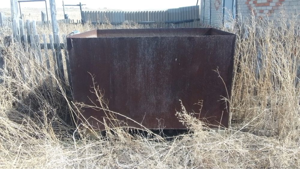 Продается чан из под воды