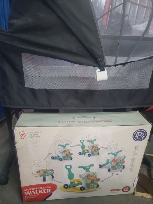 Продам детскую кроватка люлька, детский стульчик для кормления ,