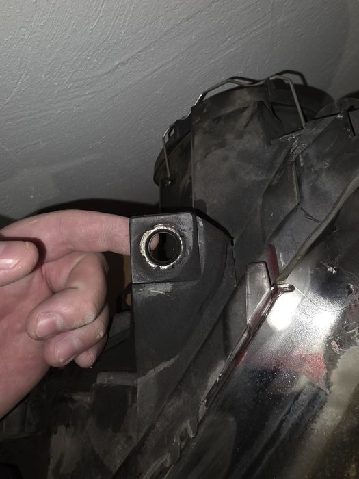 Faruri golf 6 stânga/dreapta,faruriile sunt matuite pe interior