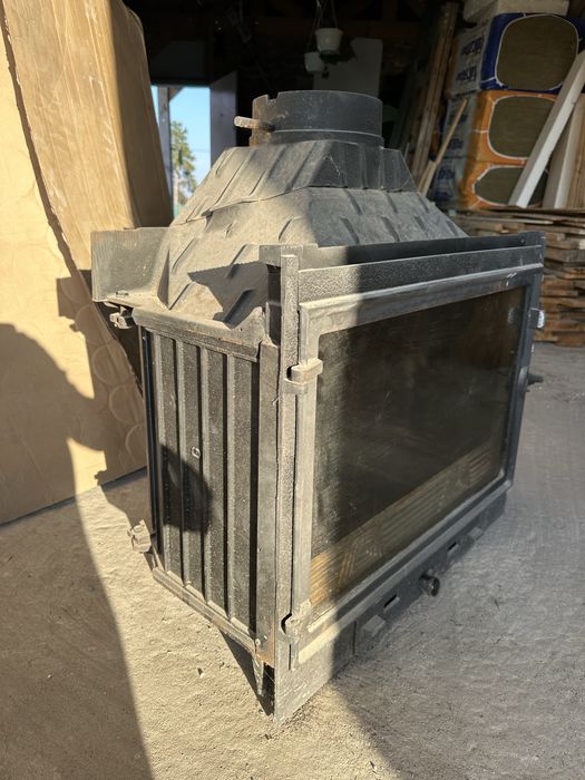 Чугунена Камина на дърва