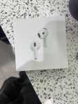 Airpods 4 наушники новые не использованные