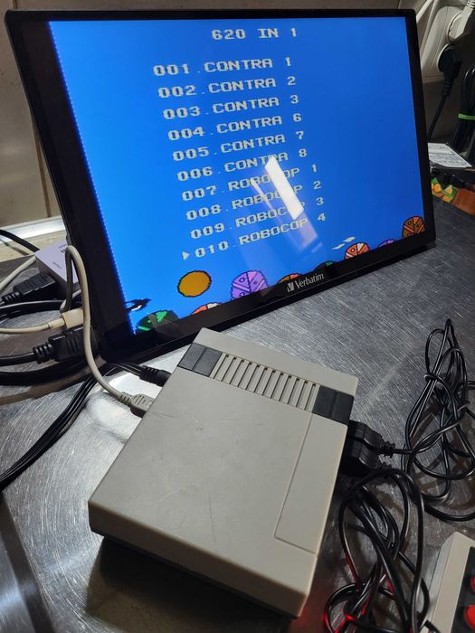 consola joc retro clasic 620 jocuri ptr televizoare vechi cu RCA