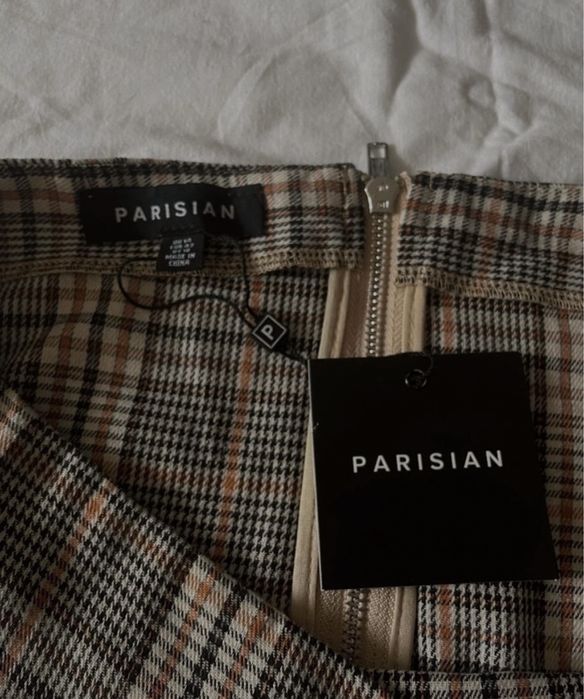 Fusta mini Parisian carouri noua cu eticheta perfecta pentru toamna