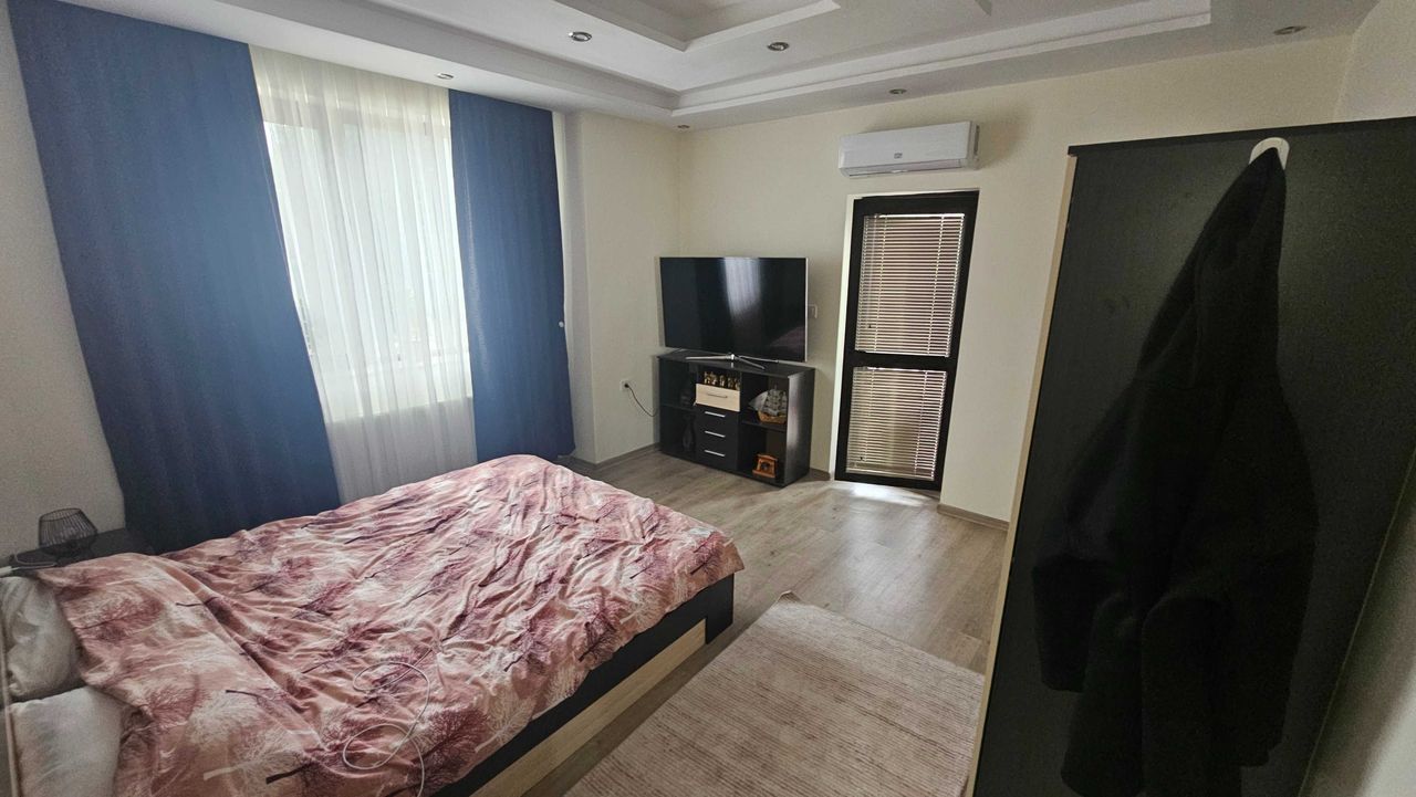 Дава се под наем Тристаен апартамент в Разград, Възраждане - 67 кв.м за 382.5 € - Снимка #6