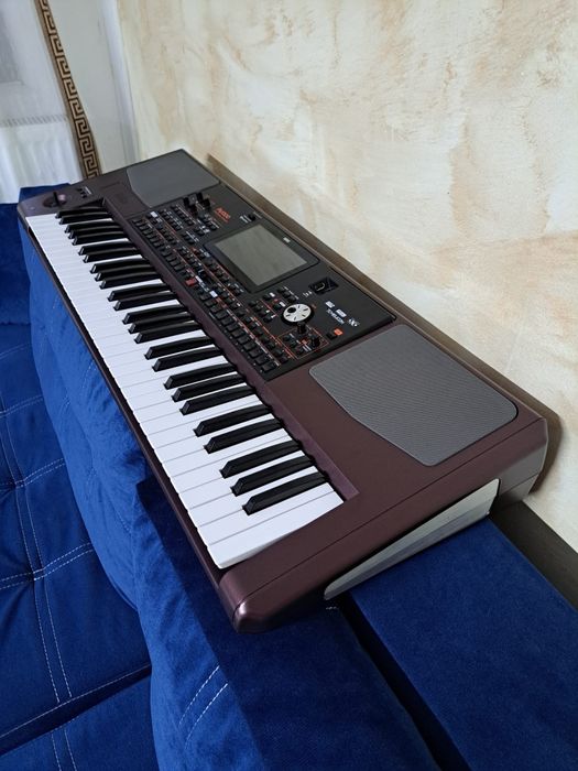 Vând orgă korg pa 1000