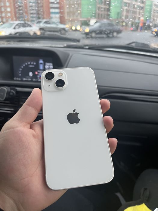 Iphone 13 почти новый