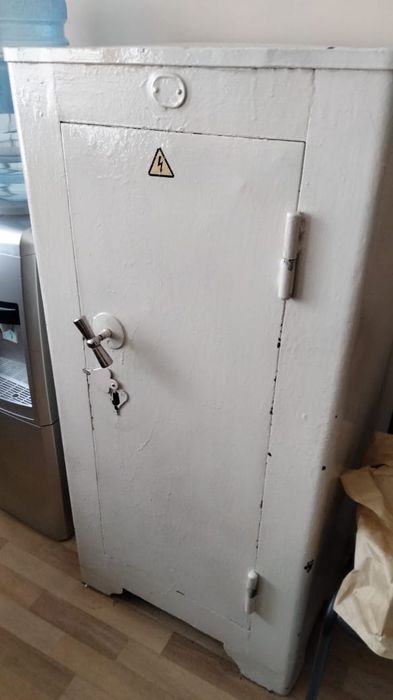 Сейфь продажа б.