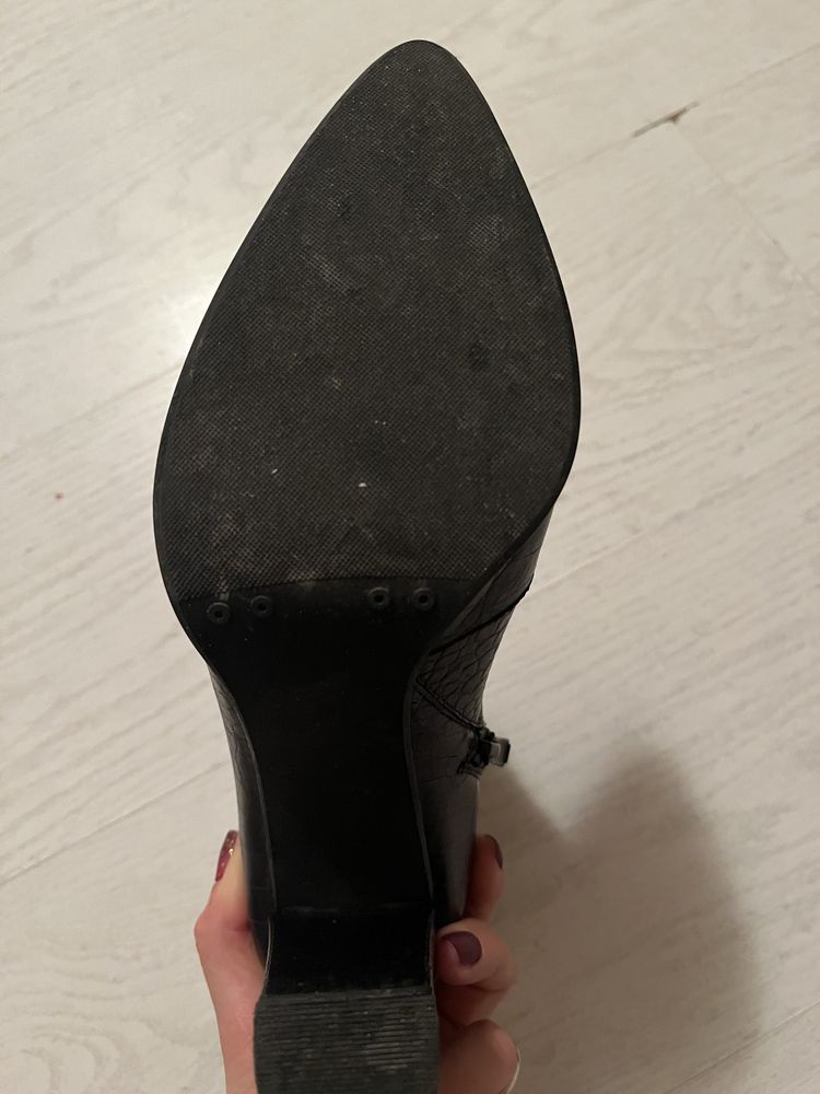 Botine Enzo Bertini nr 38