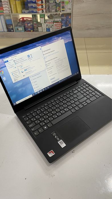 Ноутбук lenovo в отличном состоянии