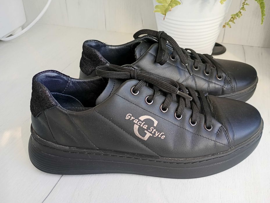 Български обувки от естествена кожа № 39