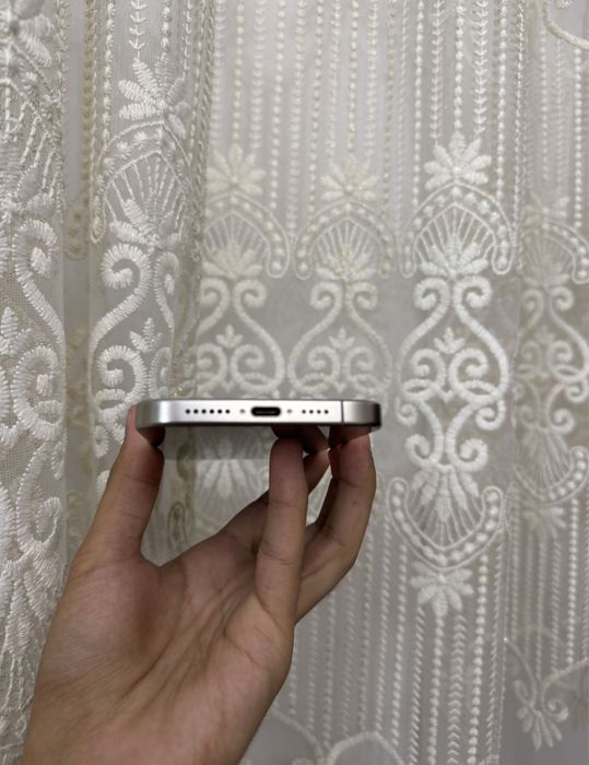 Iphone 15 pro max 92% yomks