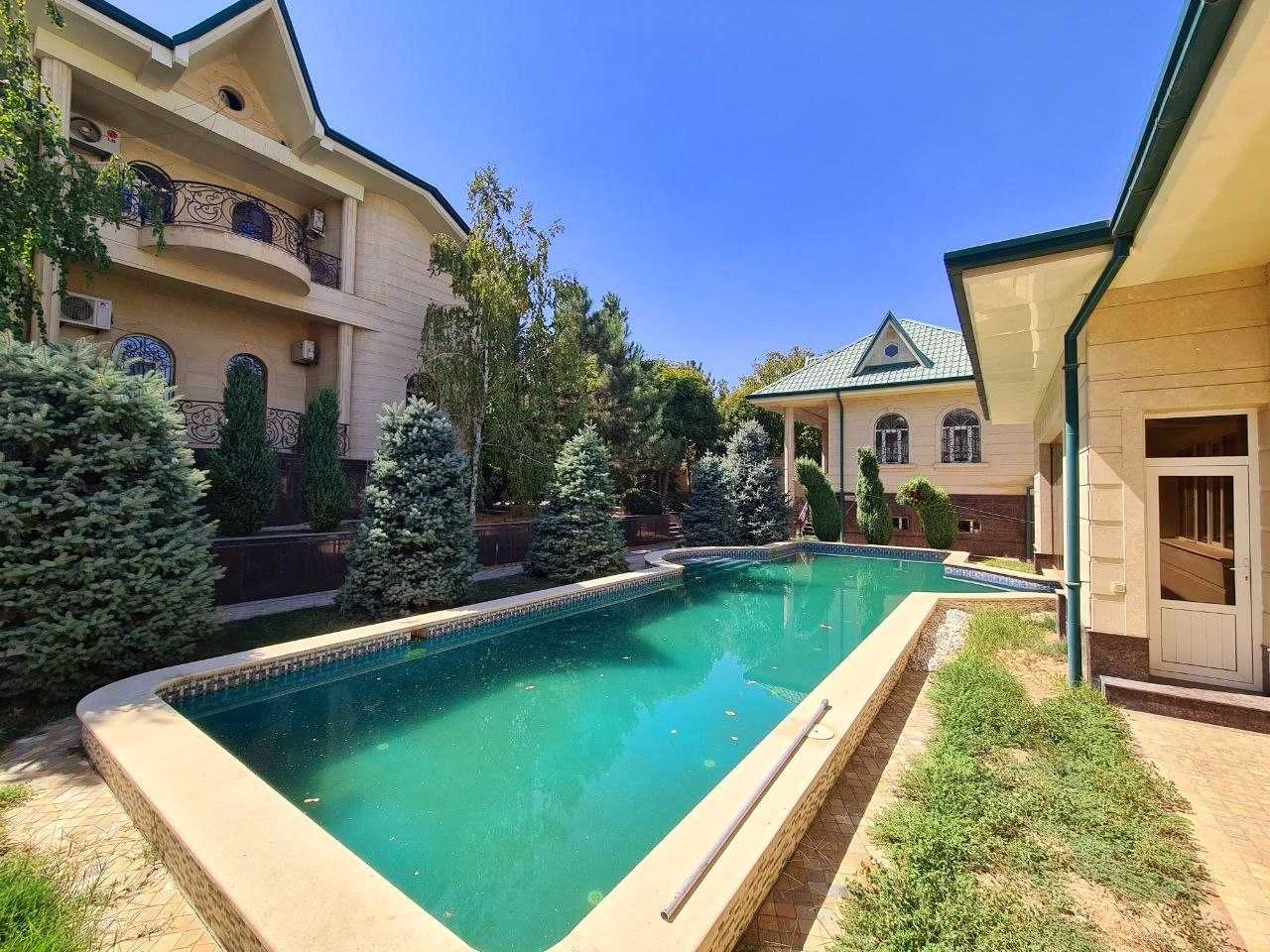 Чойхона Салом 24 сотки на Широкой улице
