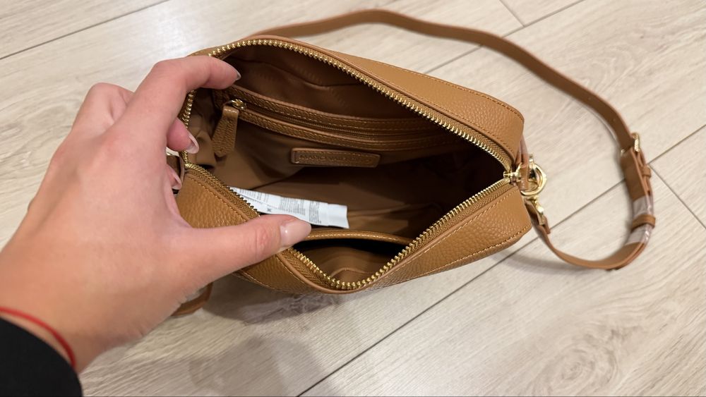 Geanta chic Valentino