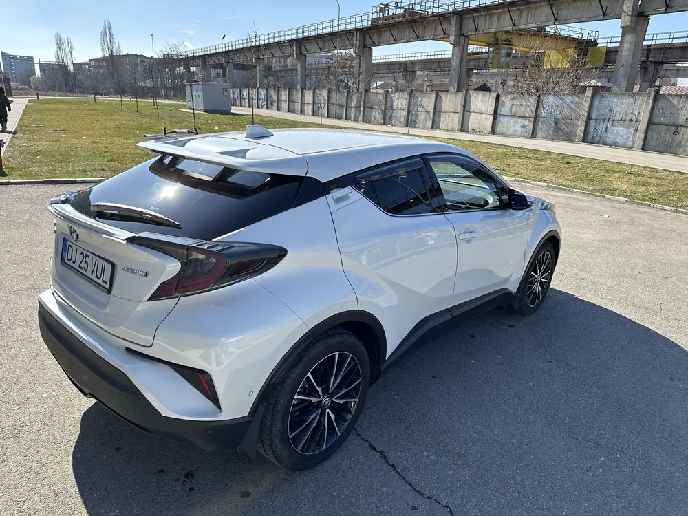 Toyota C-HR 1,8 Hibrid Prima inmatriculare 2019 echipare completa