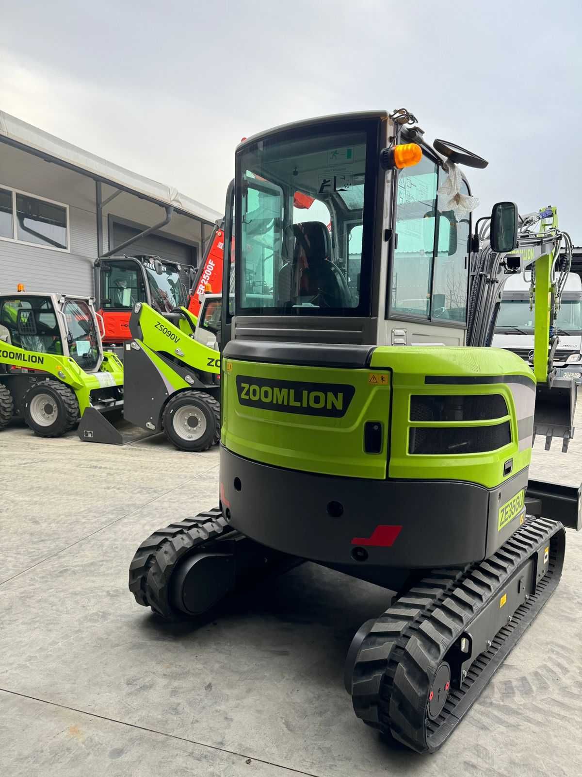 Mini Excavator 3,8t NOU ZOOMLION Premium Garantie 5 Ani STAGE V