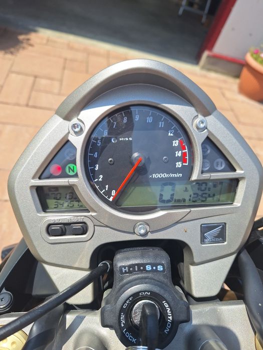 Vând Honda Hornet pc 41