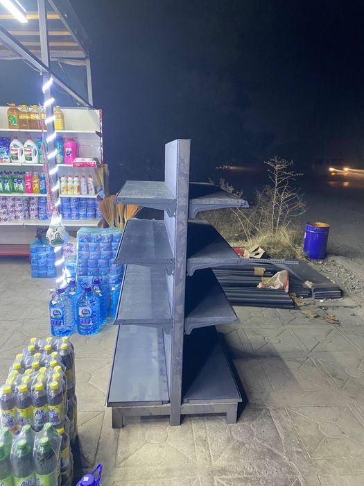 Turli xildagi doʻkonlarga prlavkalar