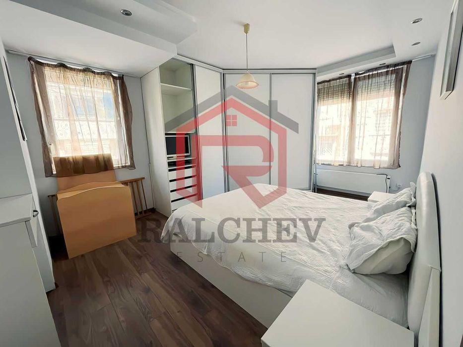 Тристаен апартамент под наем / Гръцка махала