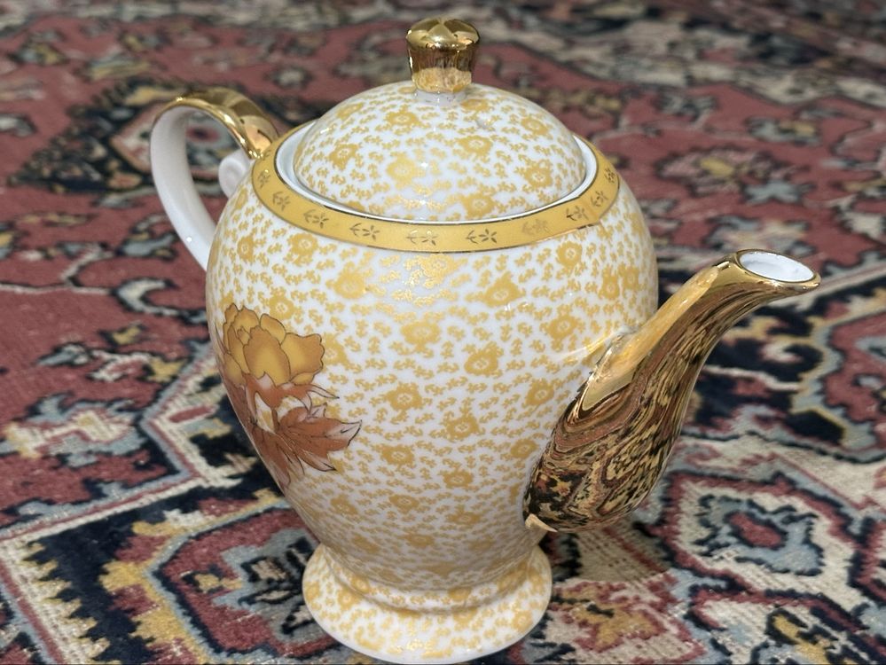 Абсолюьной новый ЧАЙНЫЙ СЕРВИС
