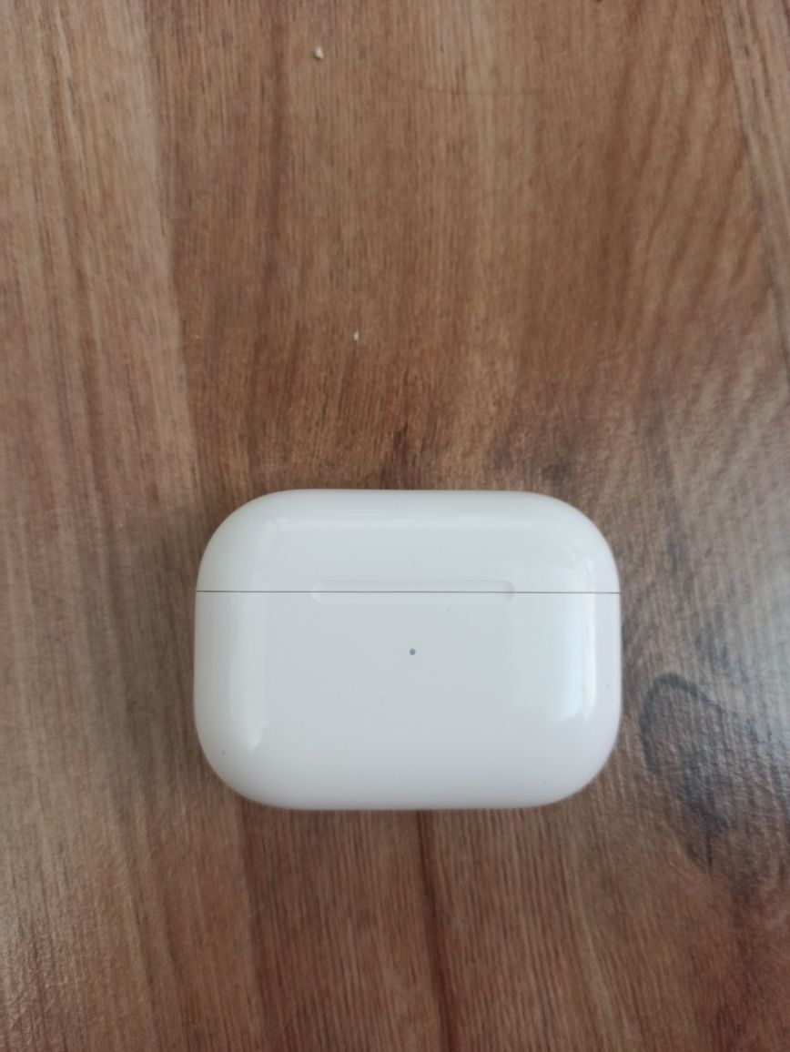 Безжични слушалки Airpods Pro 1 with MagSafe