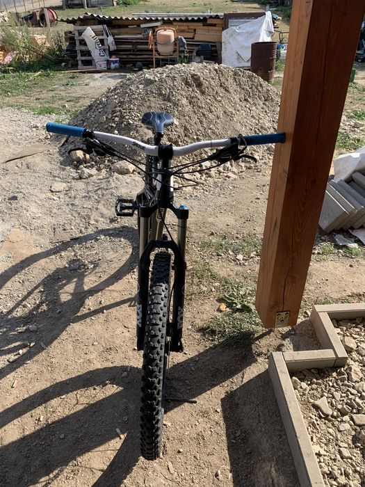 Giant Trance X 3, ALUXX SL FluidForm 27,5